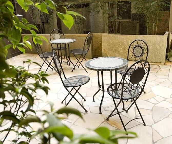 בית מלון כפרי Aoi