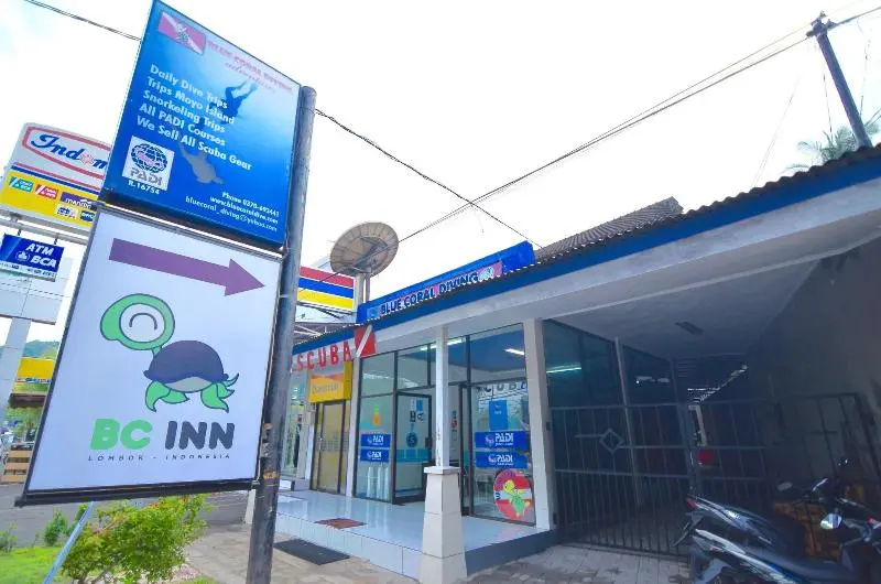 ホテル Blue Coral Inn
