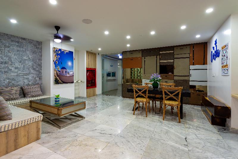 בית מלון כפרי Costa Village Bangsaray