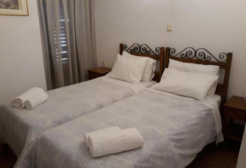 هتل Iliada Rooms