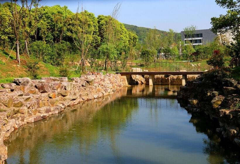 בית מלון כפרי Suzhou Jade Conference Center