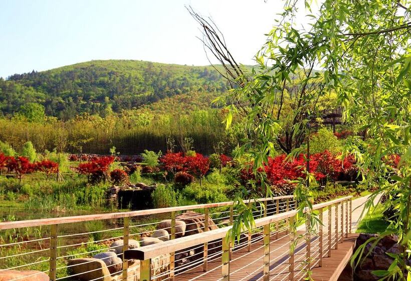 בית מלון כפרי Suzhou Jade Conference Center