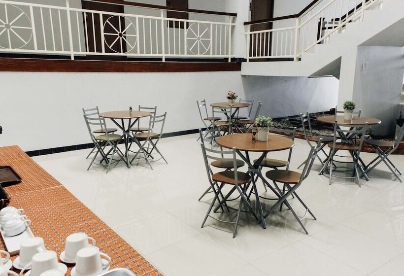 فندق Urban House 195