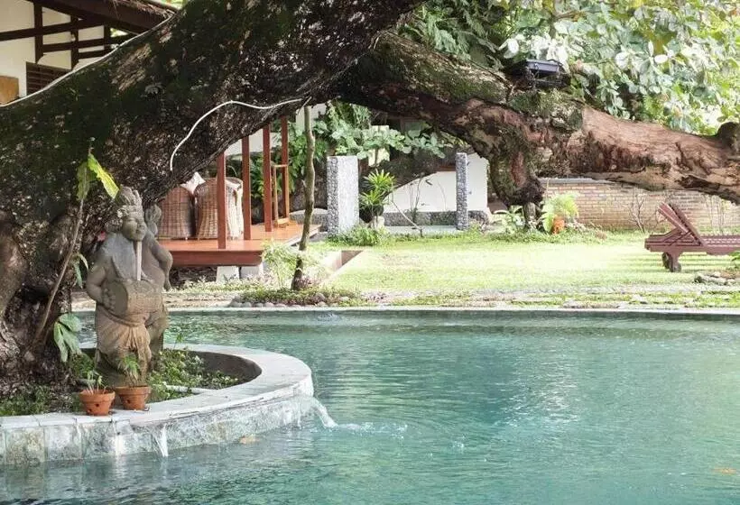 Ketapang Resort