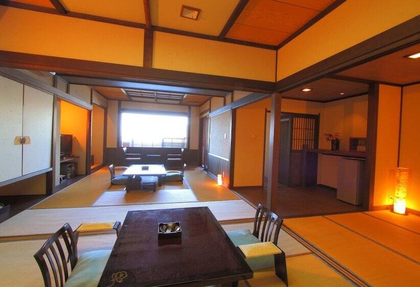 Ryokan Shin Kaikatei Izumi