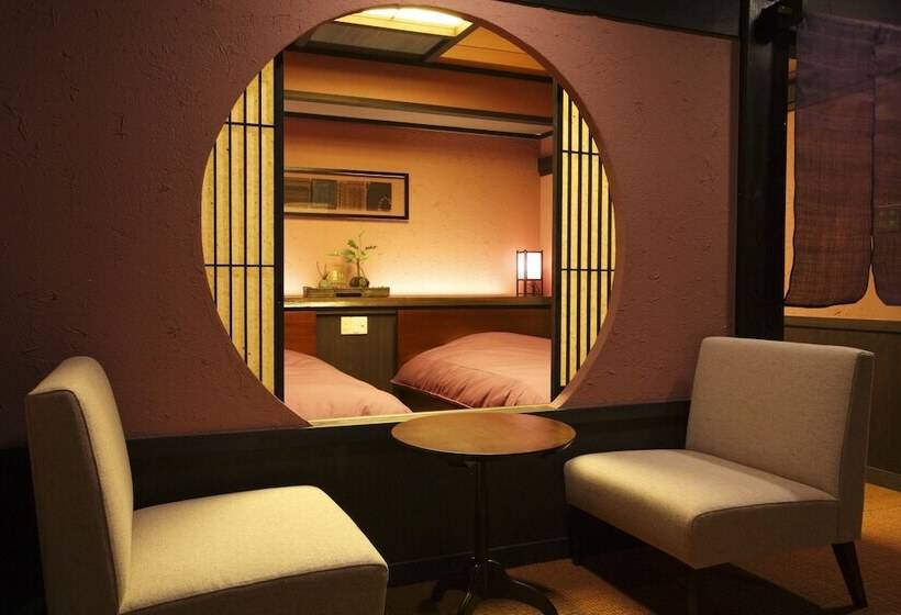 Ryokan Shin Kaikatei Izumi