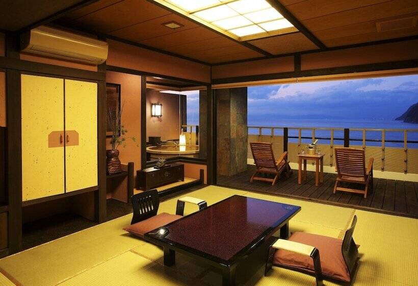 Ryokan Shin Kaikatei Izumi