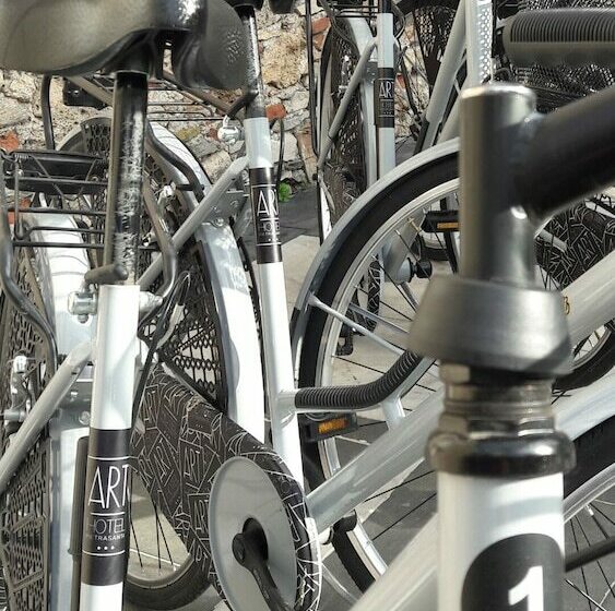 Art Hotel Pietrasanta