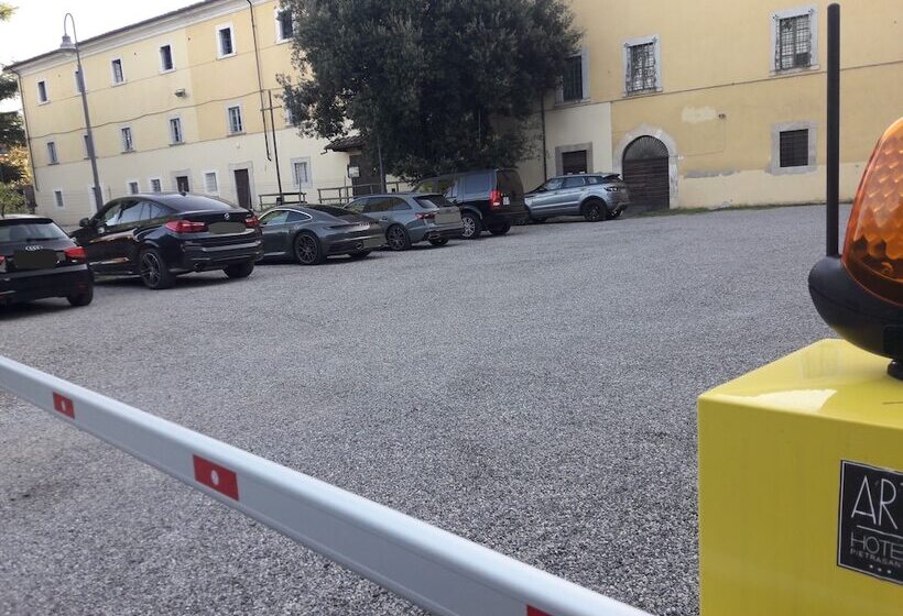 Art Hotel Pietrasanta