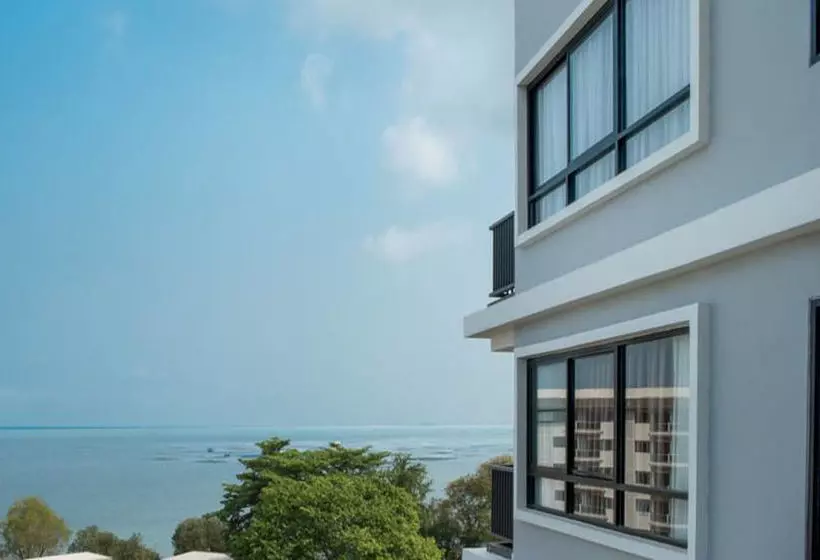 Capetown Sriracha Residence