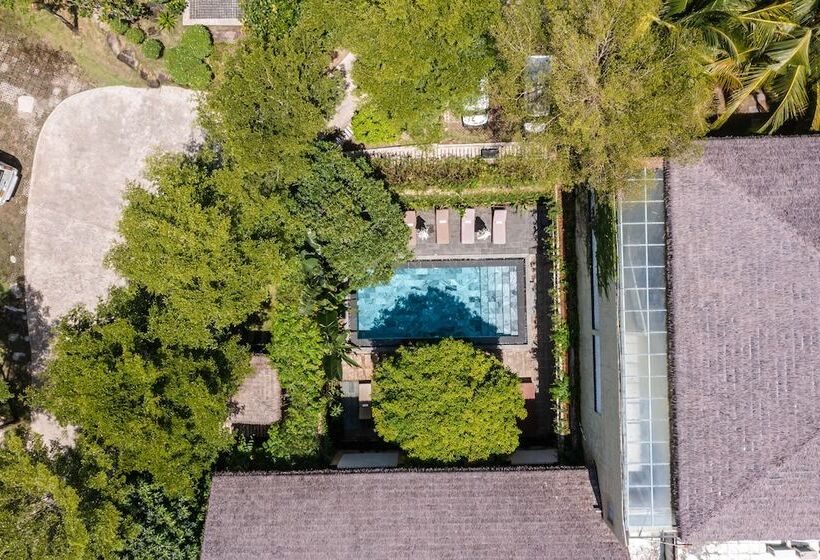 هتل 9station Hostel & Bar Phu Quoc