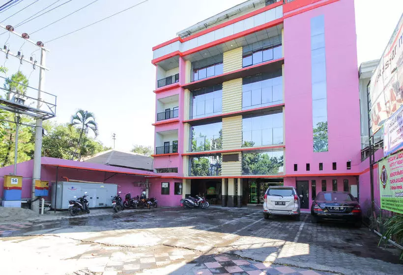 ホテル Airy Ujung Pandang Jenderal Sudirman 72 Makassar
