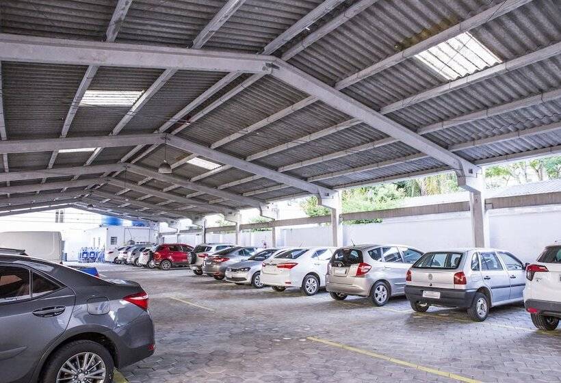 Hotelli Itapema Meia Praia