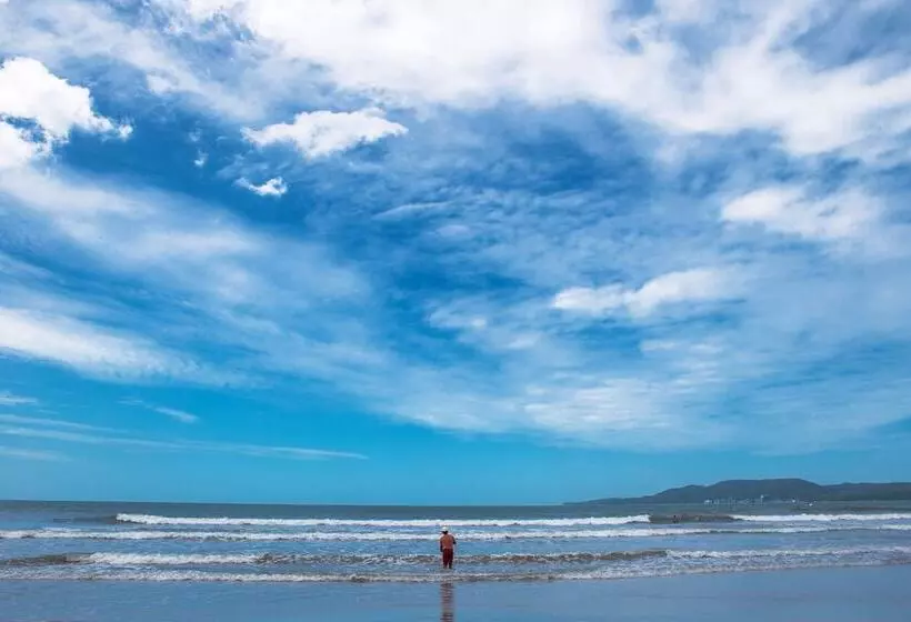 هتل Itapema Meia Praia