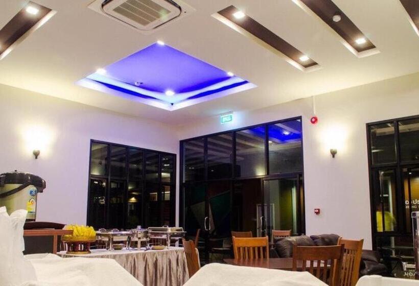 فندق Seree Grand Resort