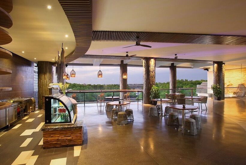 فندق The Crystal Luxury Bay Resort Nusa Dua