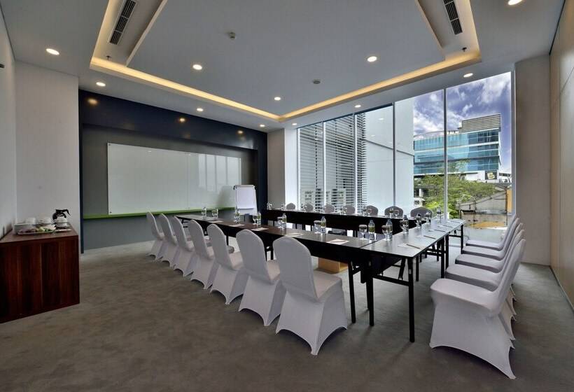 Whiz Hotel Sudirman Pekanbaru