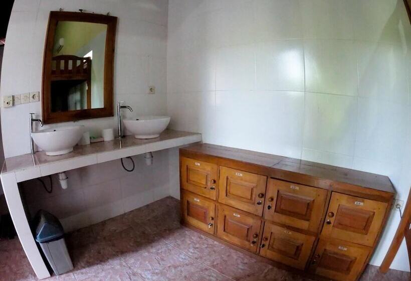 Sea Hua Ha Ha   Hostel