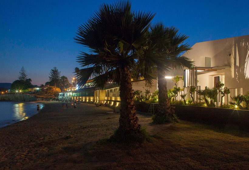 פונדק Calapetra Resort