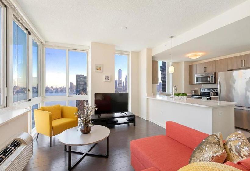 Ohm Home Suites At Newport