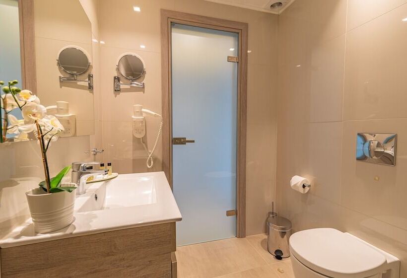 ペンション Orpheus Studios