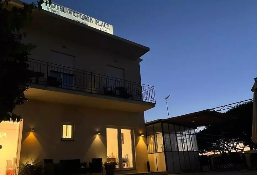 مسافرخانه Victoria Place