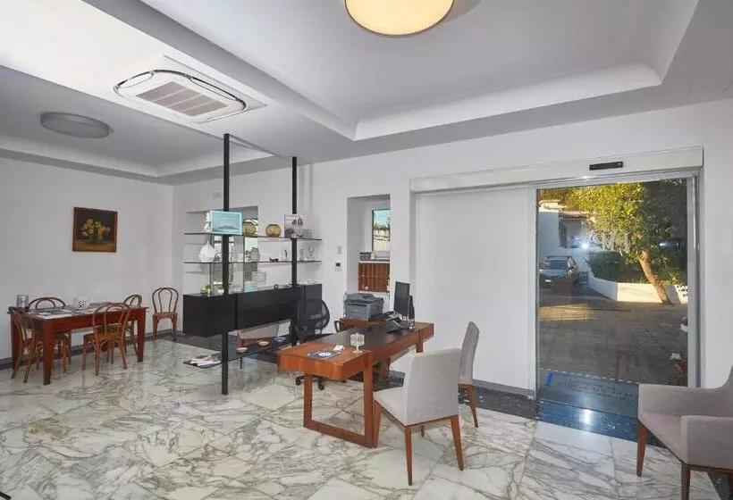 مسافرخانه Victoria Place