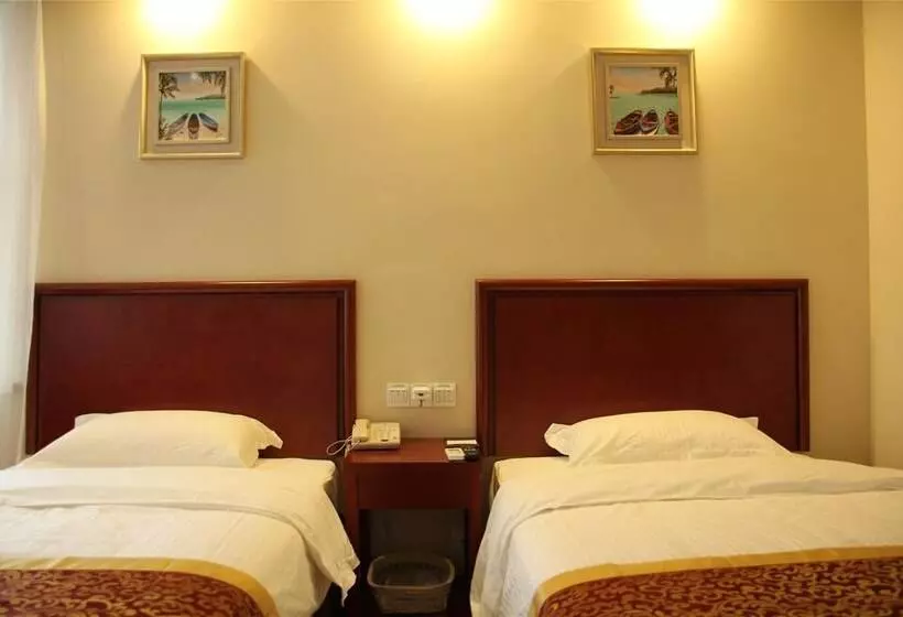 Hotelli Greentree Inn Jiangsu Kunshan Lujia Town Furong Road Express