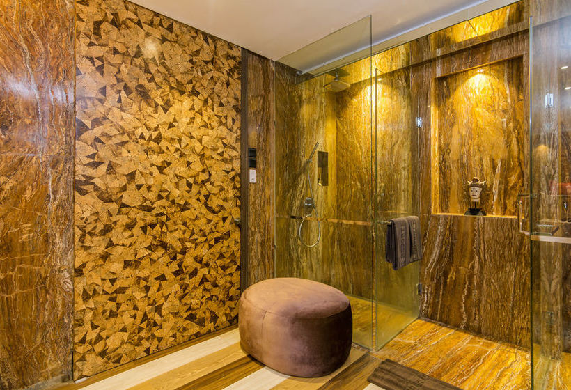 Hotel Zen Rooms By Pass Ngurah Rai Suwung