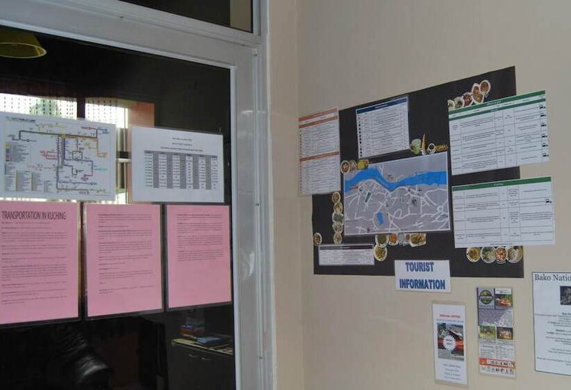 Borneo Seahare Guesthouse   Hostel