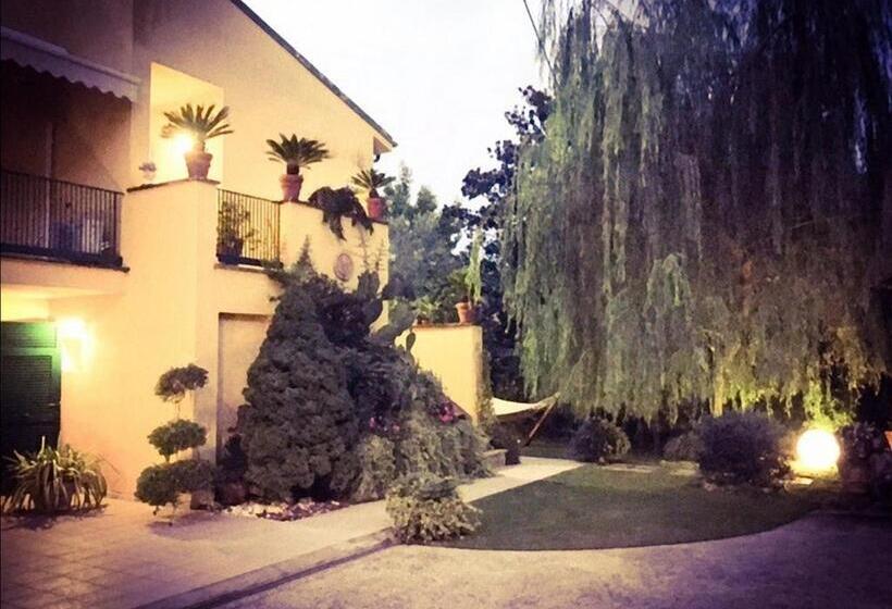 مبيت وإفطار Le Pinette