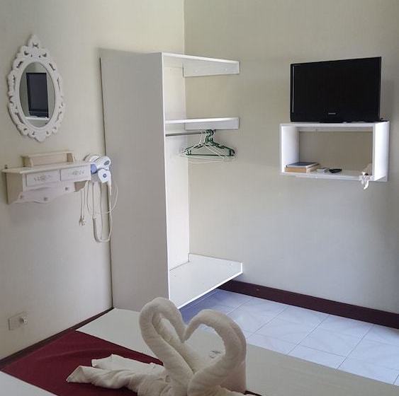 Bed and Breakfast Palawan 502 Pension