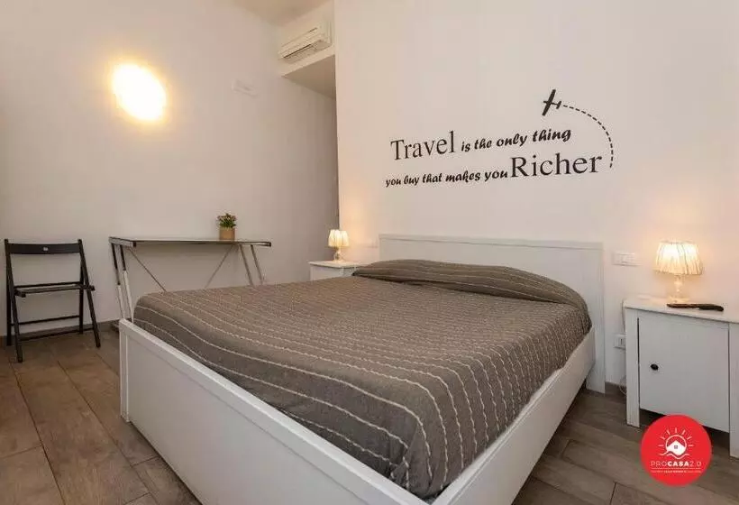 هتل Affittacamere Il Viaggiatore
