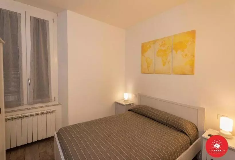 هتل Affittacamere Il Viaggiatore