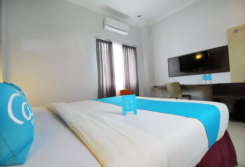 ホテル Airy Mandonga Saranani 168 Kendari
