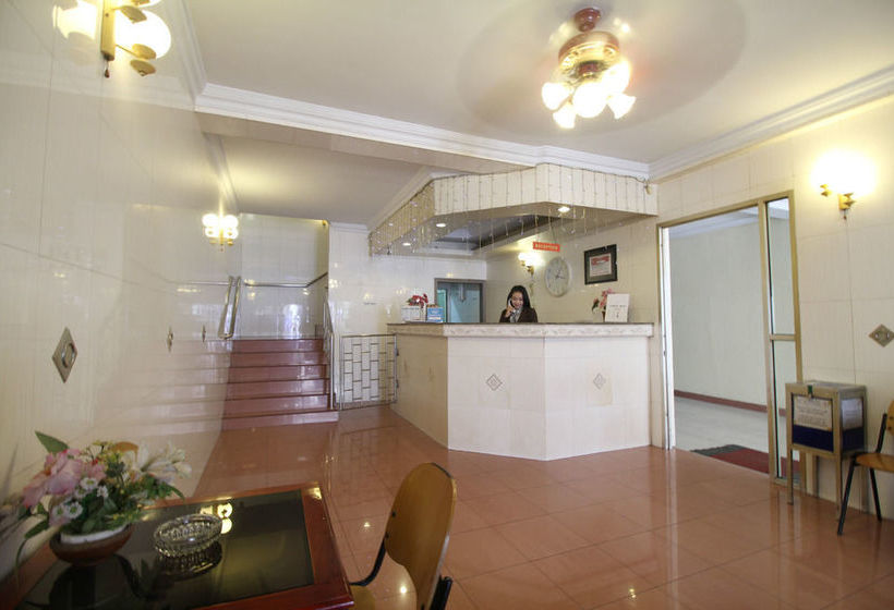 בית מלון כפרי Tiara Sari