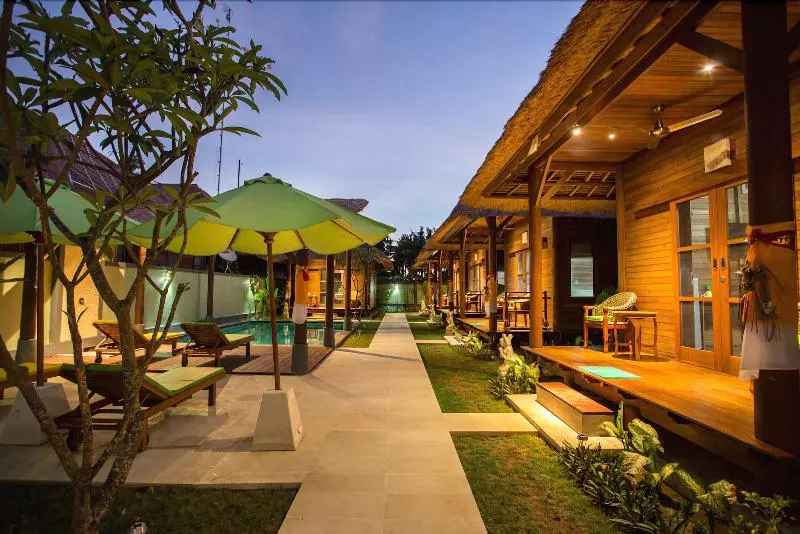 هتل Gecko Villa & Bungalows