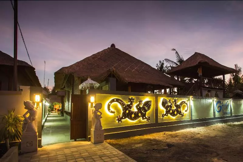 هتل Gecko Villa & Bungalows