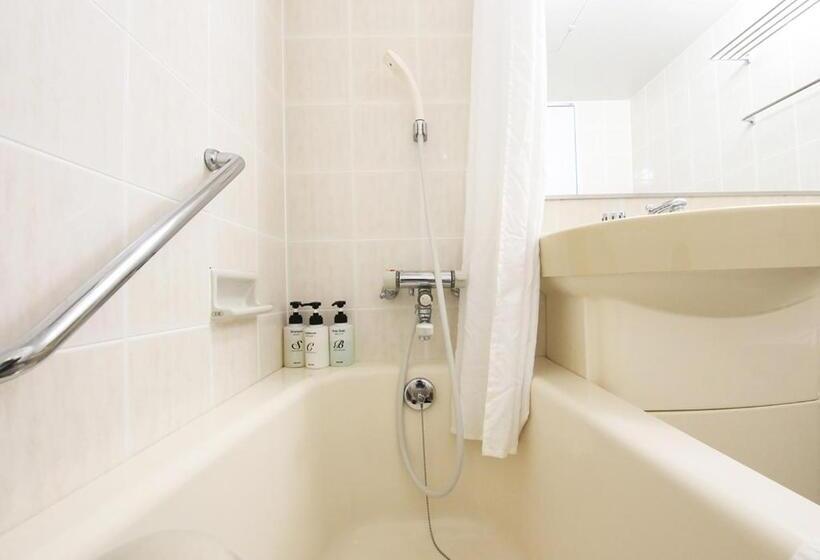 בית מלון כפרי Kyukamura Urabandai