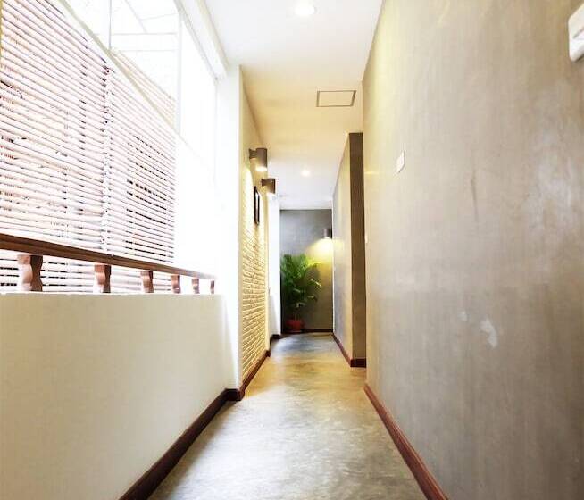 ホテル Saravoan Royal Palace