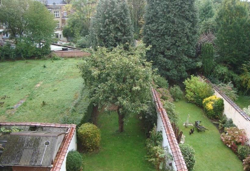 تختخواب و صبحانه Bed&Breakfast Stuyvenberg Atomium