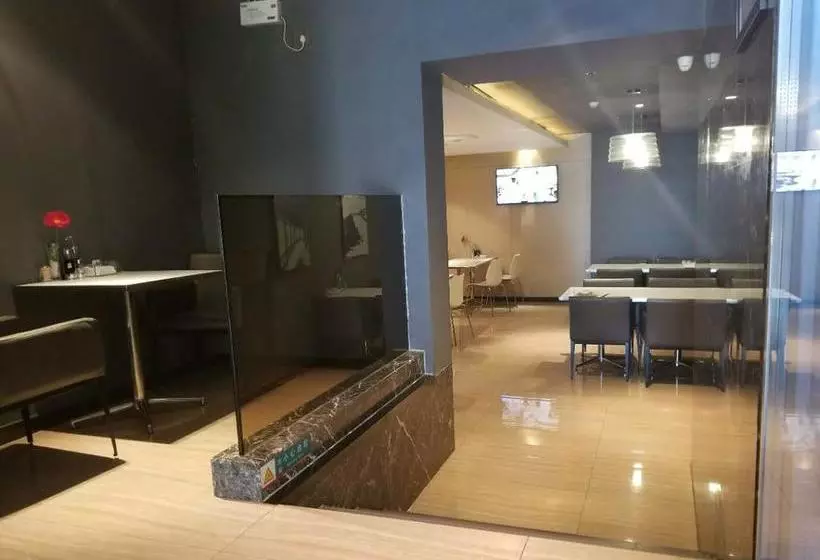 Hotelli Jinjiang Inn Select Beijing Dongzhimen Shiguanqu