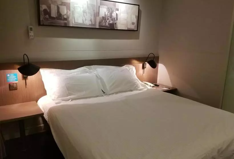 Hotelli Jinjiang Inn Select Beijing Dongzhimen Shiguanqu