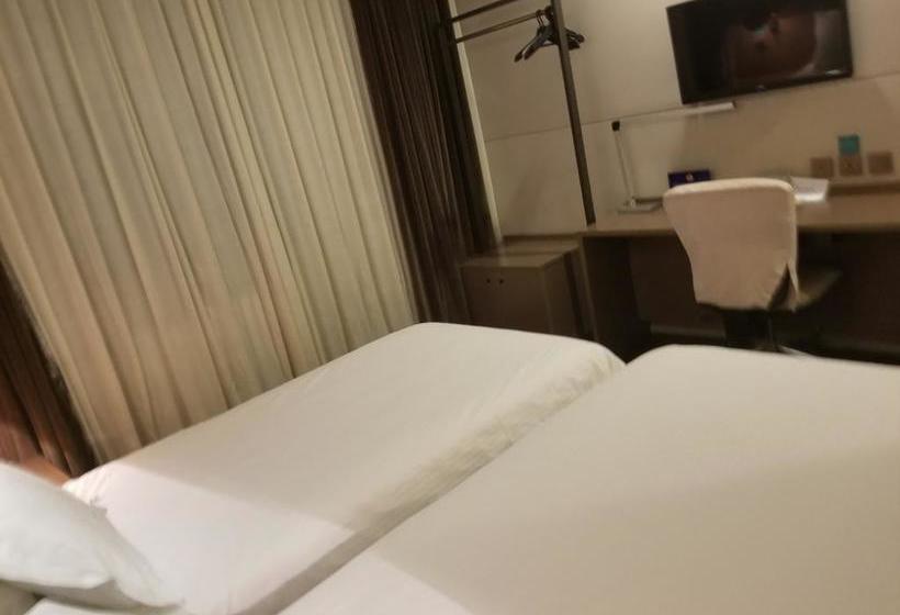 Otel Jinjiang Inn Select Beijing Dongzhimen Shiguanqu