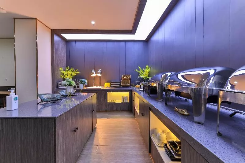 Hotelli Jinjiang Inn Qingdao Chongqing South Road Metro