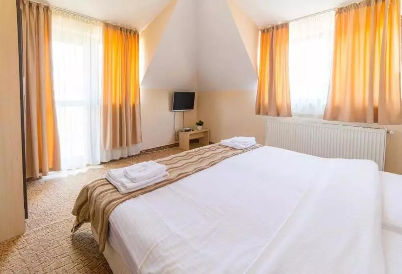 Hotel Ring
