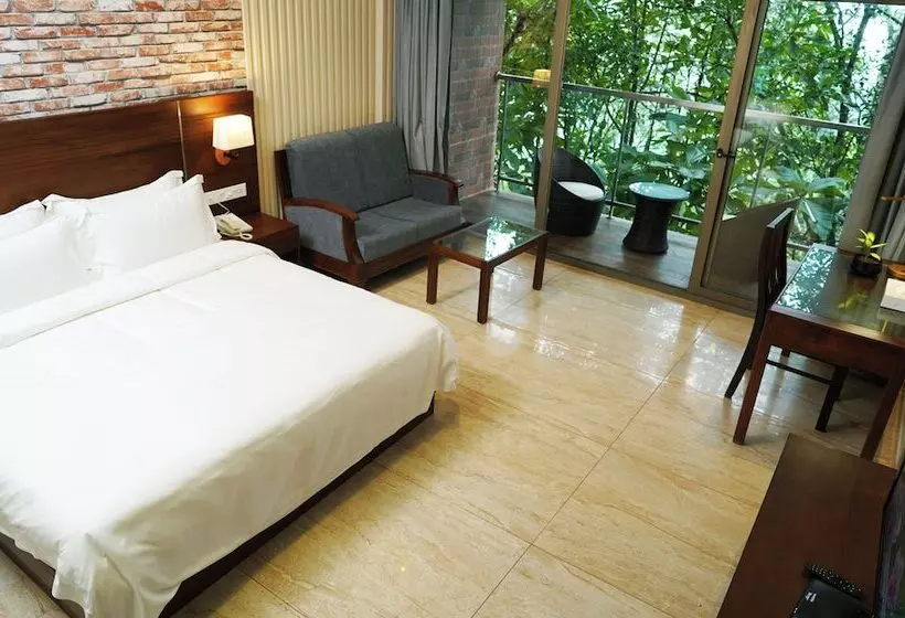 ホテル Elephant Passage Resort Munnar