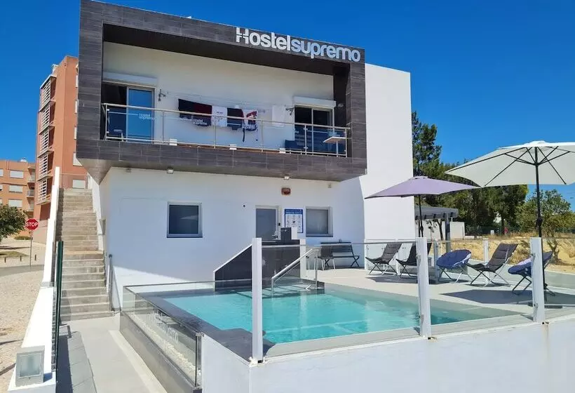 Hostel Supremo