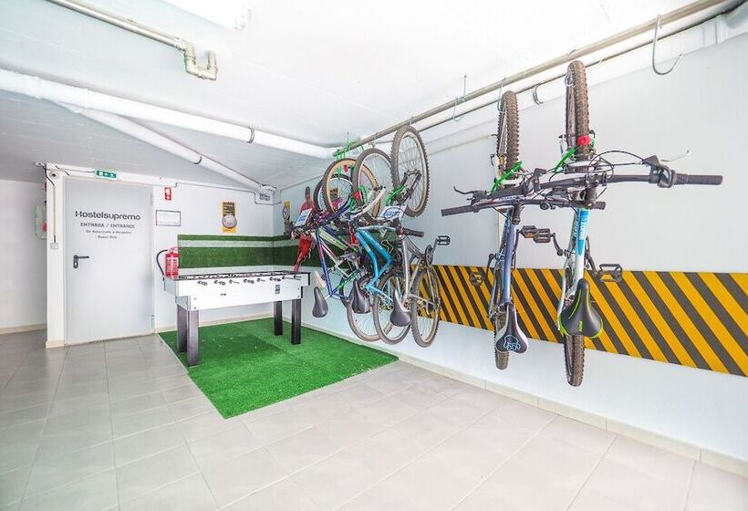 Hostel Supremo