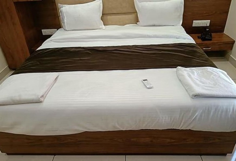 Fabhotel Prime Shree Dev Prime